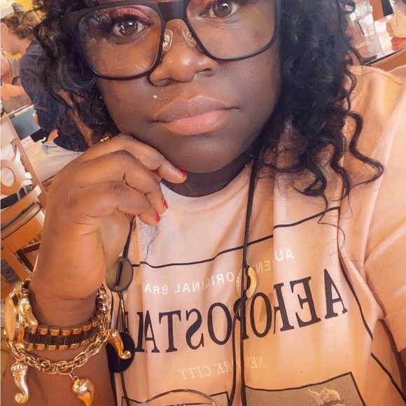 Meet your Posher, Ameyo - Picture 3 of 3